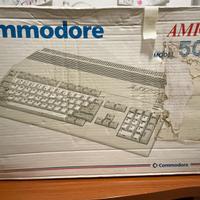 Amiga 500 LED ROSSO Sigilli intatti con scatola