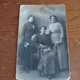 Francobollo 1917 10 Heller su cartolina atelier