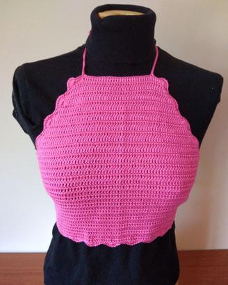 Crop top uncinetto