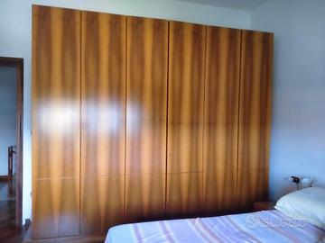 armadio legno