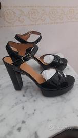 sandalo tacco 