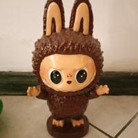 Labubu brown