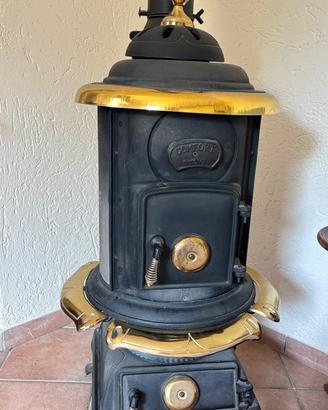 Stufa a legna  in ghisa da 10 kW