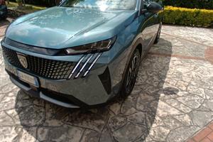 Peugeot nuovo 3008 1.2 hybrid allure 136cv  