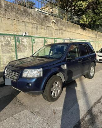 Land Rover Freelander 2