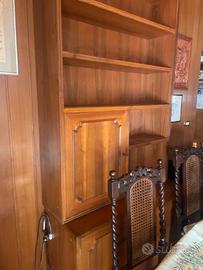 mobile 2 pezzi mensole e ante alta falegnameria