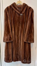 Pelliccia in vero visone SAGA MINK