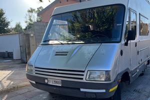 Camper  Laika 560