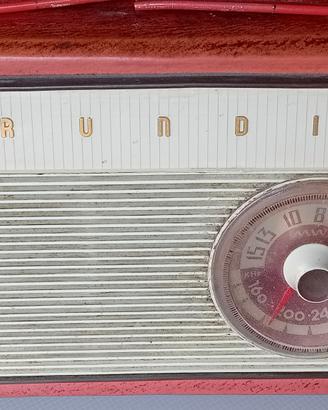 Radio d'epoca Grundig.