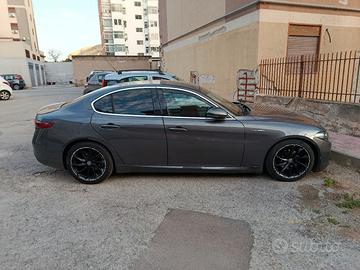 Alfa Romeo Giulia 2.2 diesel 180 cv veloce