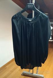 blusa nera
