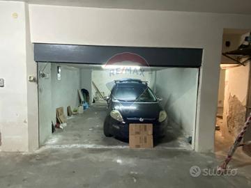 Garage/Box - Gravina di Catania