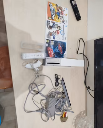 wii con cavi giochi e joystick 