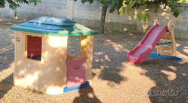 casetta e scivolo Chicco 