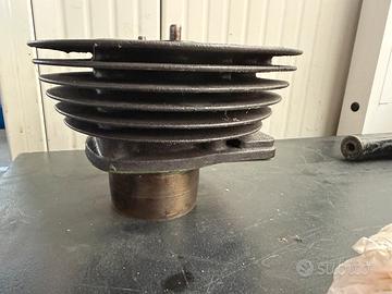 Moto gizzi lodola 235 cilindro