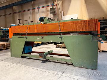 Taglierina impiallacciatura