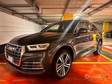 Audi Q5 3.0 TDI quattro tiptronic Sport