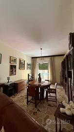 Appartamento in zona centro con terrazzo