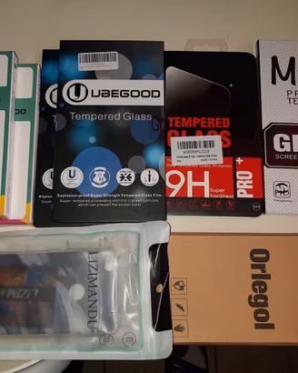 PELLICOLE E COVER PER VARI MODELLI DI SMARTPHONE