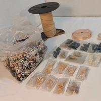 Stock elastici, ganci e reggicalze - 70€