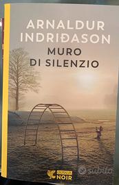 Libro Muro di silenzio