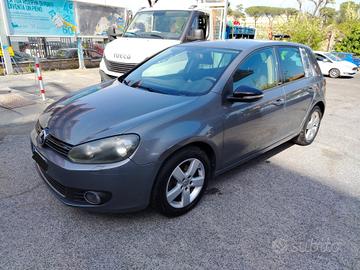 Volkswagen Golf 1.6 TDI DPF 5p. Highline