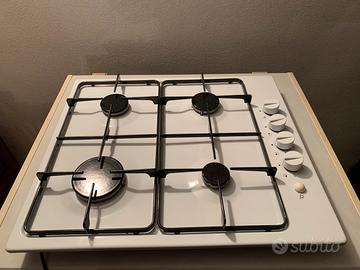 Piano cottura 4 fuochi