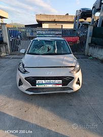 HYUNDAI i10 ULTIMO MODELLO