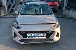 HYUNDAI i10 ULTIMO MODELLO