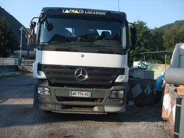 Camion trasporto macchinari