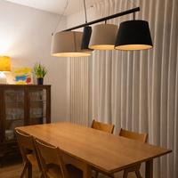 Lampadario moderno con lampadine LED luce calda