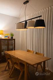 Lampadario moderno con lampadine LED luce calda