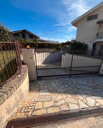 Garage scerne di pineto