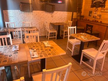 Pizzeria daspprto con posti a sedere