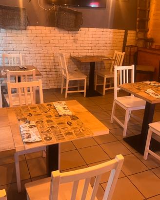 Pizzeria daspprto con posti a sedere