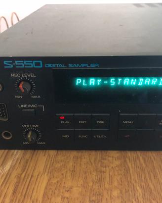 Campionatore Roland S550 usato