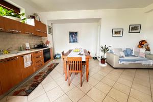 2 LOCALI A POGGIO PICENZE