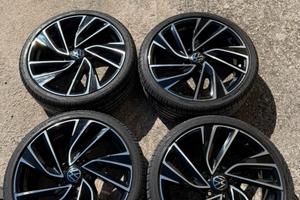 Cerchi 19 adelaide Volkswagen golf GOMMATI