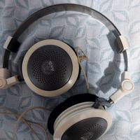 cuffia AKG+casse portatili 