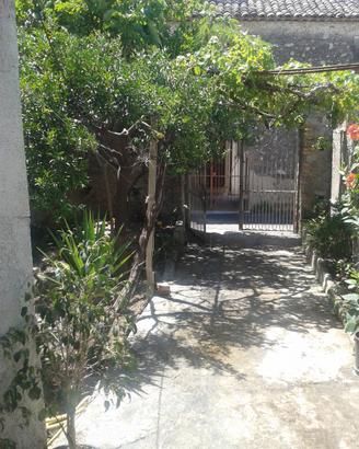 Casa indipendente in via Ciurria 2