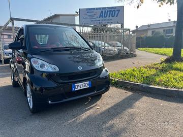 SMART ForTwo 1000 52 kW MHD coupé White Tailor M