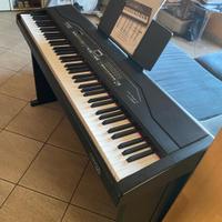 Pianoforte Il modello è Furstein by Farfisa