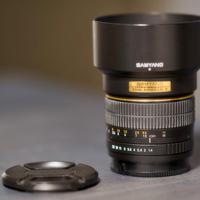Obiettivo Samyang 85 mm f1.4 attacco Sony A