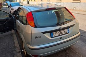 Ford focus 1600 benzina 