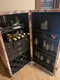 Minibar con ruote