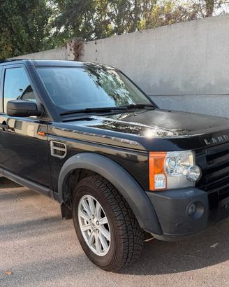 Land Rover Discovery 3 2.7 TDV6 HSE