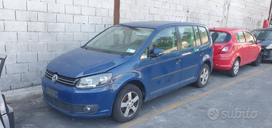 Volkswagen touran anno 2014