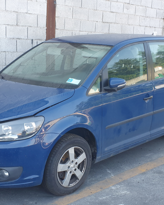 Volkswagen touran anno 2014