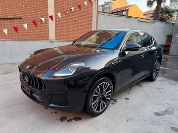 Maserati Grecale MHEV 300 CV AWD GT