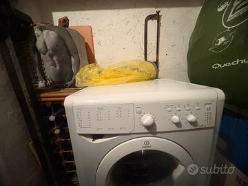 LAVATRICE INDESIT IWC7125